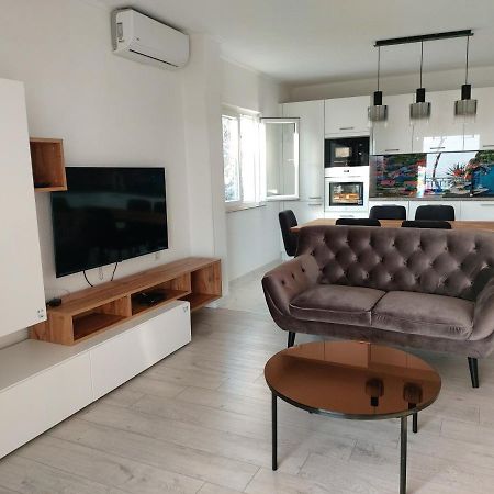Apartment Franic Sućuraj Dış mekan fotoğraf