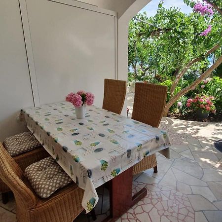 Apartment Franic Sućuraj Oda fotoğraf