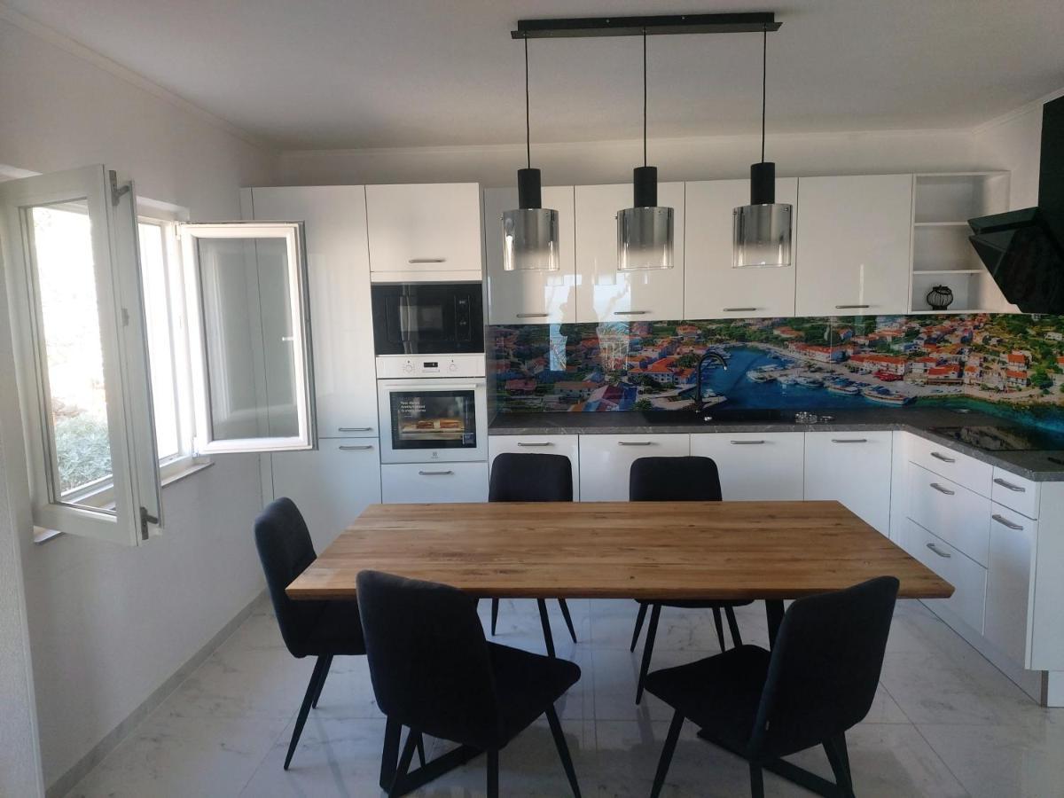 Apartment Franic Sućuraj Dış mekan fotoğraf