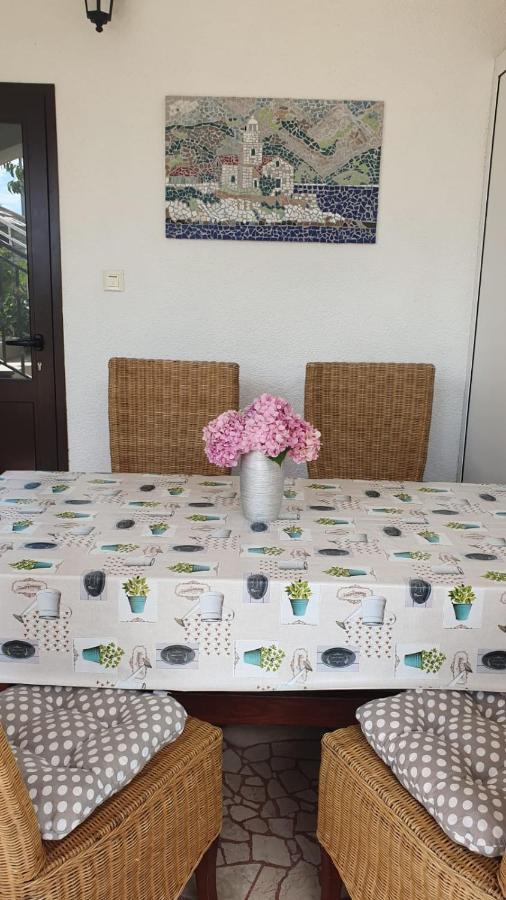 Apartment Franic Sućuraj Dış mekan fotoğraf