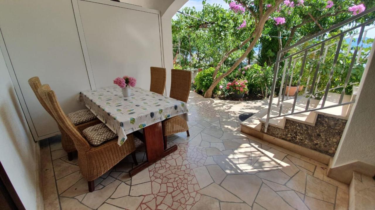 Apartment Franic Sućuraj Dış mekan fotoğraf