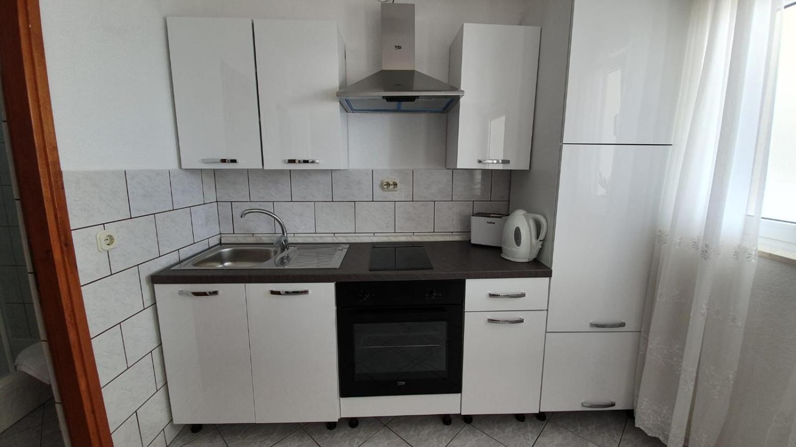 Apartment Franic Sućuraj Oda fotoğraf