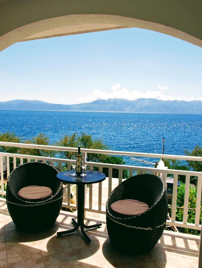 Apartment Franic Sućuraj Dış mekan fotoğraf
